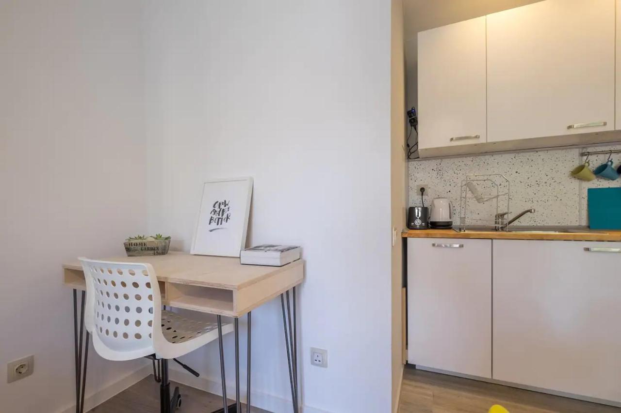 Quiet & Airy Modern Apt. Top Centre Free Parking Sofya Dış mekan fotoğraf